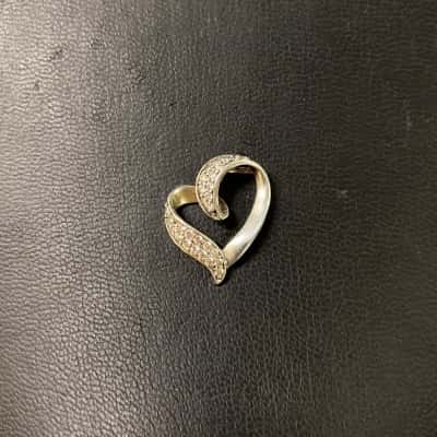 Womens 925 Sterling Silver Swirl Heart Pendant with Clear Stones 