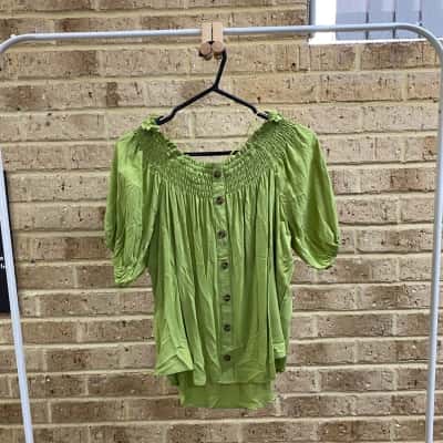Capture Women's off the shoulder green top Size 12 