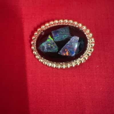  Women's Vintage Style Brooch featuring Multiple Opal Chips 