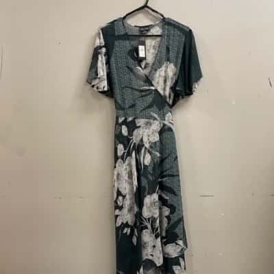 BNWT City Chic dress 