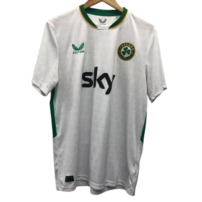 Castore Ireland Football  Size UK L Jersey 