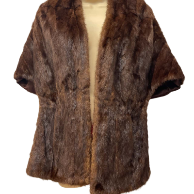  Womens Size One Size Real Fur Shawl