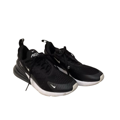 Women’s Nike Air 270 Size 9 Black Sneakers