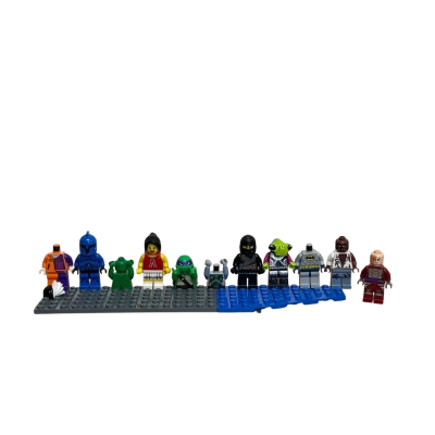 11 Lego Figures (NOT ALL COMPLETE)