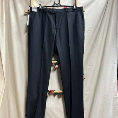 Mens Van Heusen Slim Fit Size 97 Regular* RRP $89.95