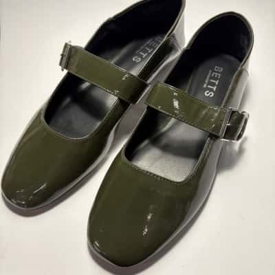 Betts Size 9 Joanna Sea Green Espadrille’s 