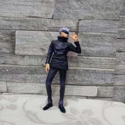 satoru gojo figure