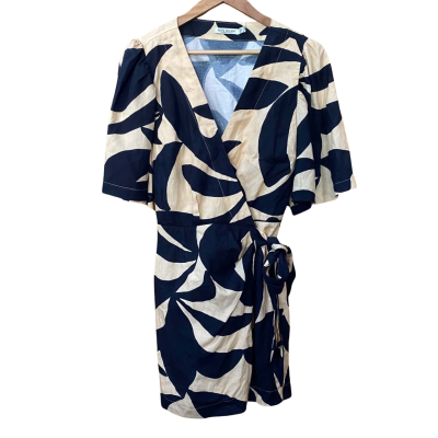 Mon Renn Black/Cream Patterned Wrap Dress Size 12
