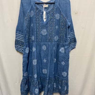  Women’s Blue Patterned Dress 