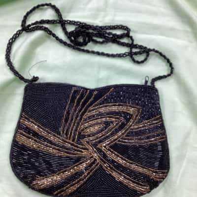  Womens Shoulder Bag Black  / Gold 
