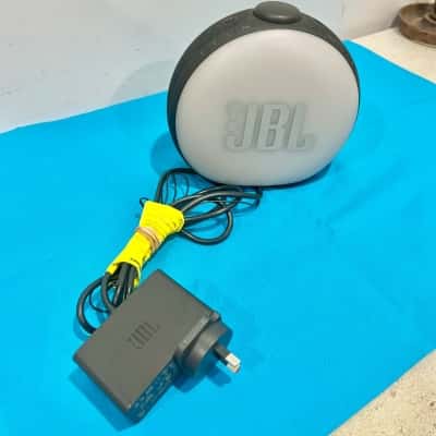 JBL Horizon 2 Bluetooth Clock Radio Speaker