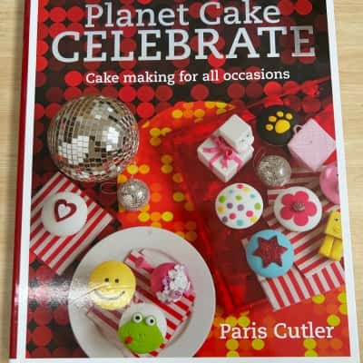 Planet Cakes Celebrate Paris Cutler 