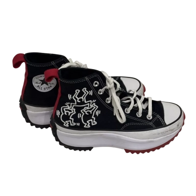 Converse Womens  Size 7.5 Sneakers Black  / White 
