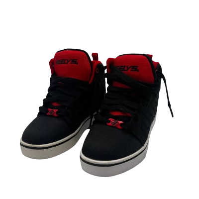  Kids Size 13 Heelys