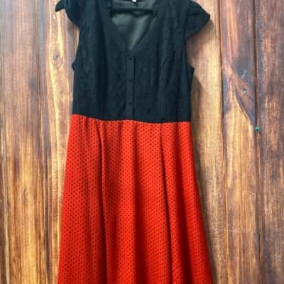 Review Size 12 Black  / Red dress 