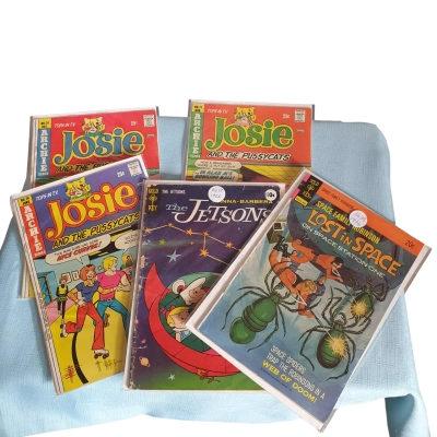 Vintage Comic Books x 5 - Josie & The Pussycats x 3, The Jetsons, Lost in Space