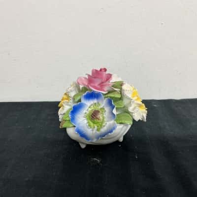 Vintage Royale Stratford Floral Posy 