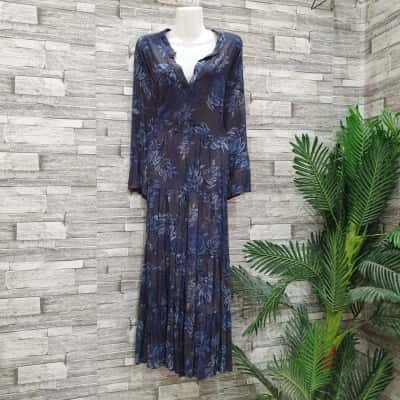 Boho Bird Womens  Size 22 Maxi Dress Floral / Navy Blue / White 