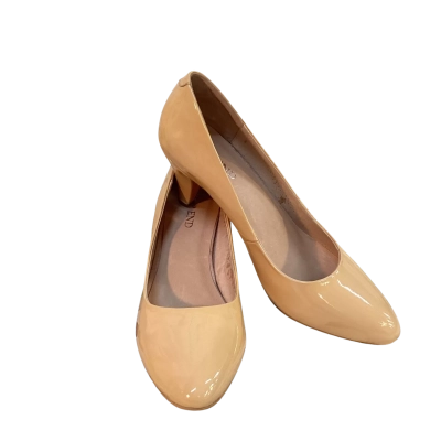 Top End Womens Size 40 Leather Heels Nude BNWT 
