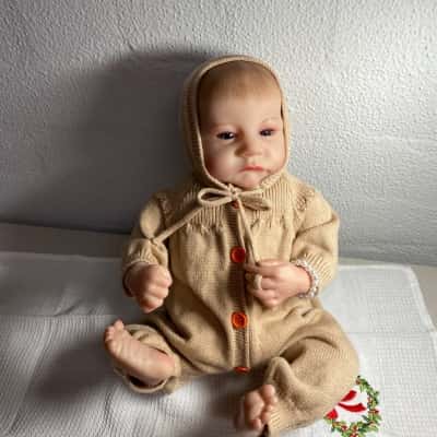 Lifelike Reborn Baby Doll 45cm