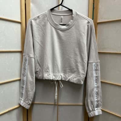 New With Tags CALVIN KLEIN Women’s  Size XS Cropped Top Logo-Tape Cinches-Hem Pullover Grey 