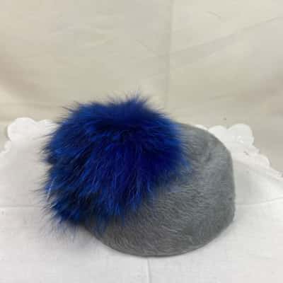 Unique Susan McCarther Millinery Fascinator Hat Womens Size One Size Hat Blue / Grey 