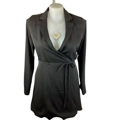 Winnie & Co Womens  Size 12 Wrap Dress Black  