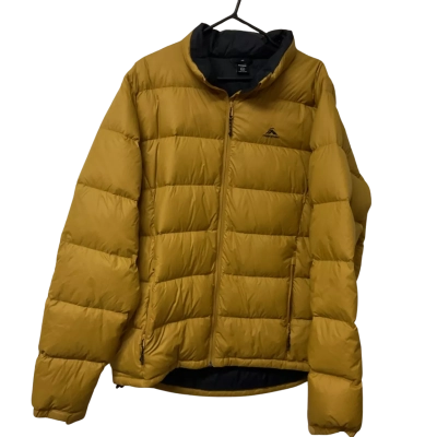 Men’s Macpac Size XXL Mustard puffer jacket