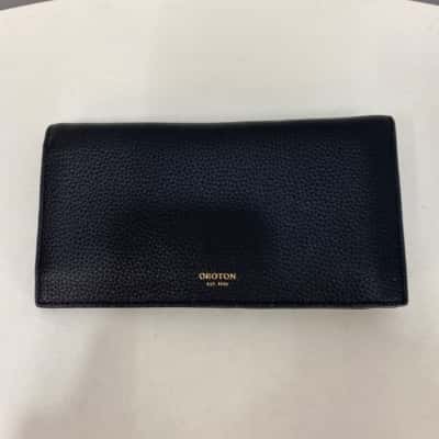 Oroton Womens fold out Soft Leather Wallet Black  / Gold 