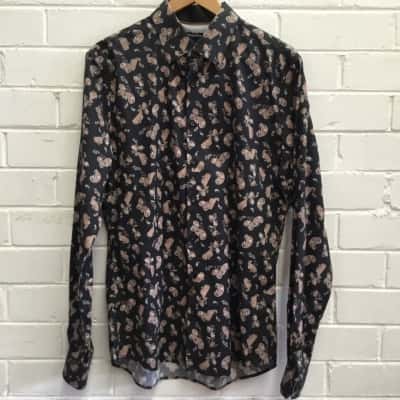 Politix Mens  Size L Printed Shirt Black  / Pattern 