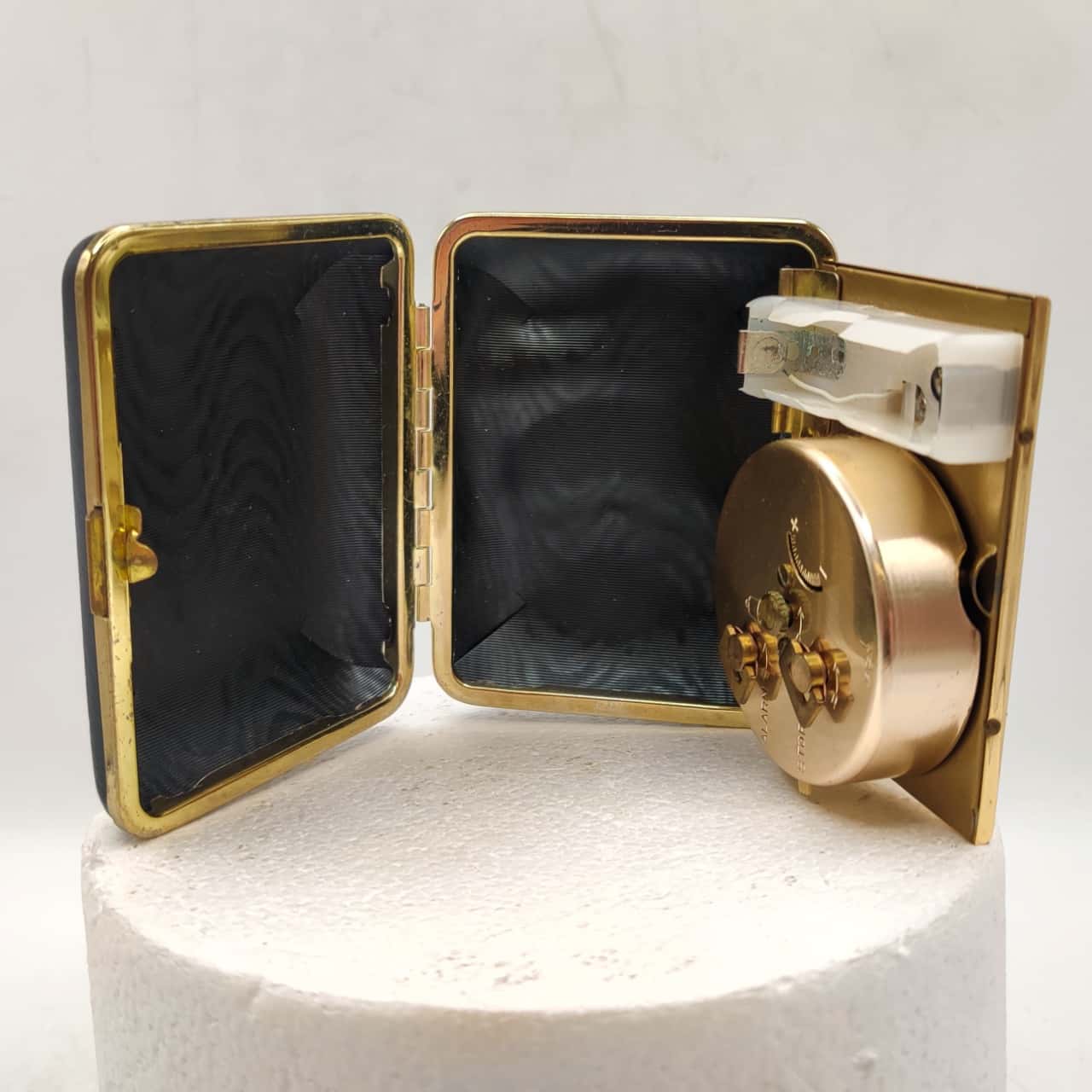 VINTAGE TRAVEL ALARM CLOCK Cased CORAL Light Alarm (s)