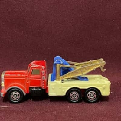 Tomica American Truck Wrecker 