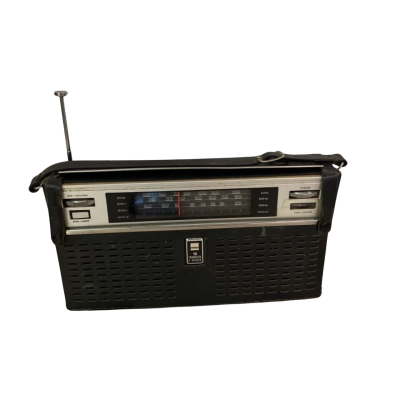 Vintage Sharp BY-350 Transistor Radio