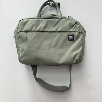HERSCHEL SUPPLY COMPANY  Computer Travel  Case