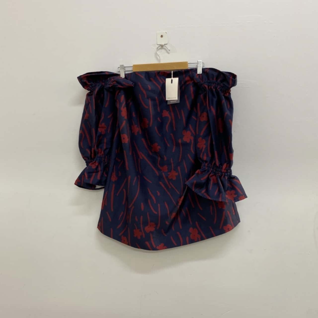 C/MEO Collective Womens Size L Long Sleeve / Off Shoulder Blue / Floral /  Red (s) - New With Tags | Salvos Stores