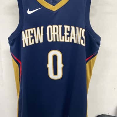 New Orleans NBA Mens  Size M Blue / Gold basketball jersey 