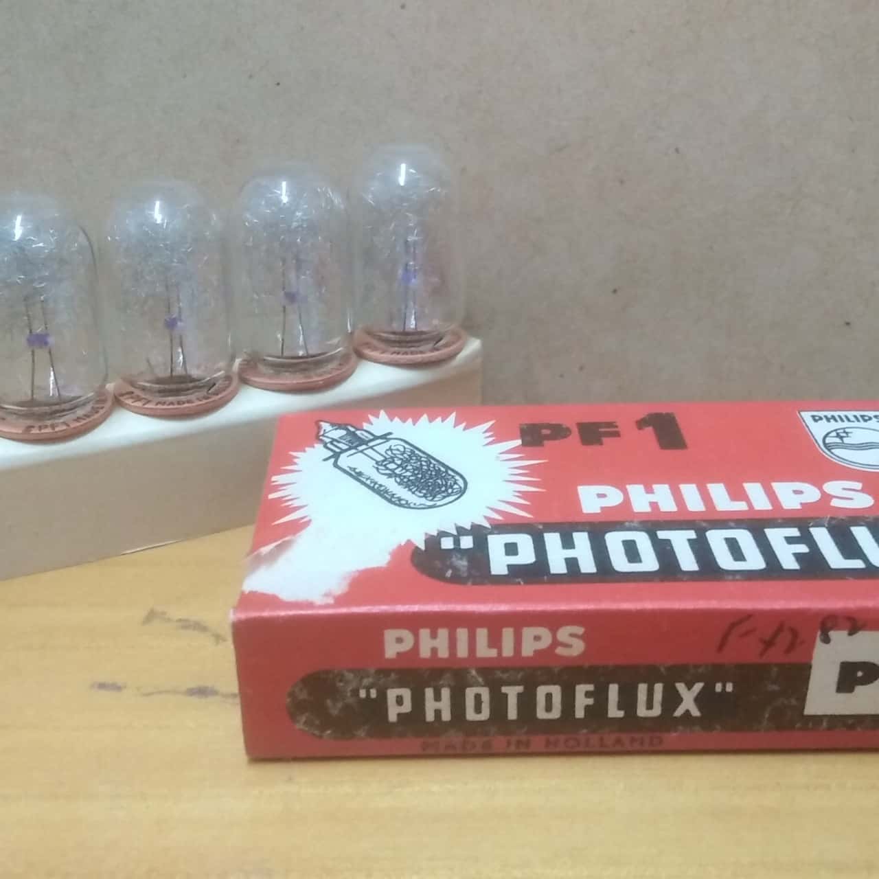 Photography Flash Bulbs Philips PF1 Pack of 5 Unused
