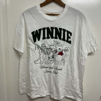 Disney Women's Size 18 Short Sleeve Top - Winnie the Pooh