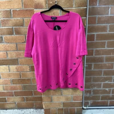 Emme Womens  Size M Hot Pink  Top