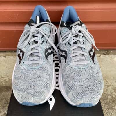 Saucony Mens Size 9 Grey Echelon 9 Trainers