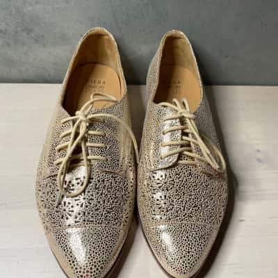 Ziera Gold Lace Up Flats Size 39