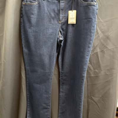 Sportscraft Womens Size 16 Simone Straight Cut Jeans