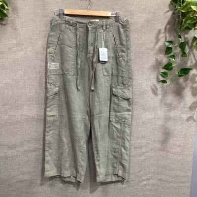 BNWT Just Jeans Womens  Size 10 Mid Rise Jeans / Regular Fit Jeans Khaki 