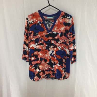 Blue Illusion Womens  Size L 3/4 Sleeve Top Pattern 