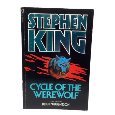 Stephen King - “Cycle of a Werewolf”  Paperback