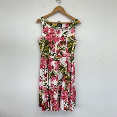 Hearts & Roses White Pink Floral Mini Dress Size 14 