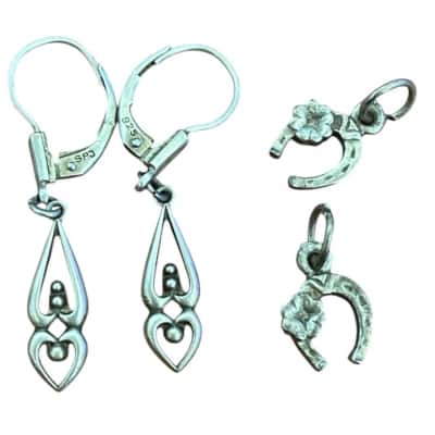 Vintage 925 earrings & 2 x horse shoe charms 