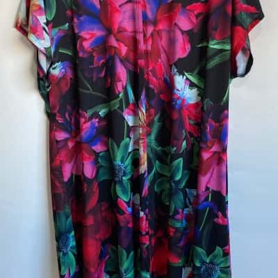 Women's TAKING SHAPE Bonita Tunic  Size S 