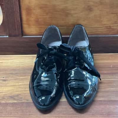 Wonders Womens  Size 41 Heels Black  