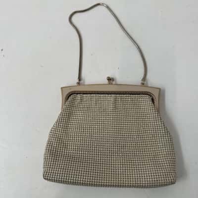 Vintage  Glomesh hand bag